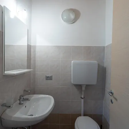 Ap. Ginevra - Di Garda Apartmán *